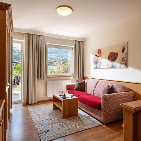 Alpenresidenz-sonnwend 젤암질러