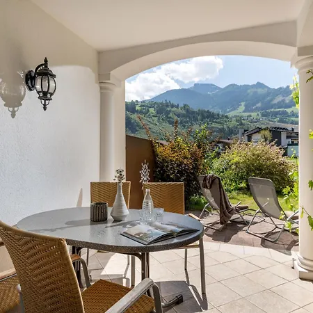 Alpenresidenz-sonnwend 아파트 *